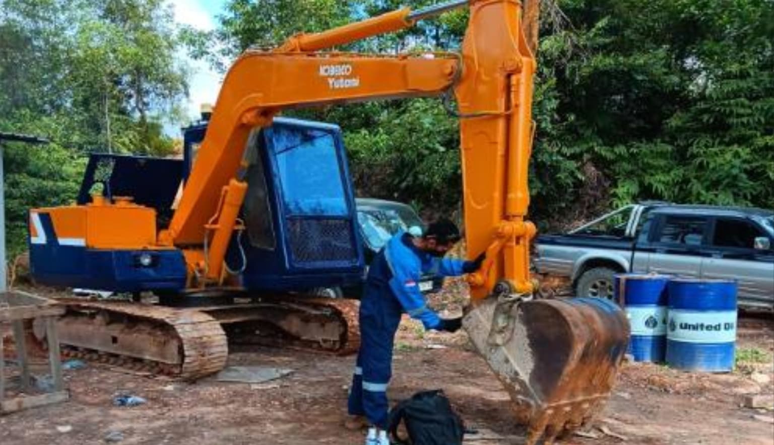 Excavator Kolbeco SK-03N2