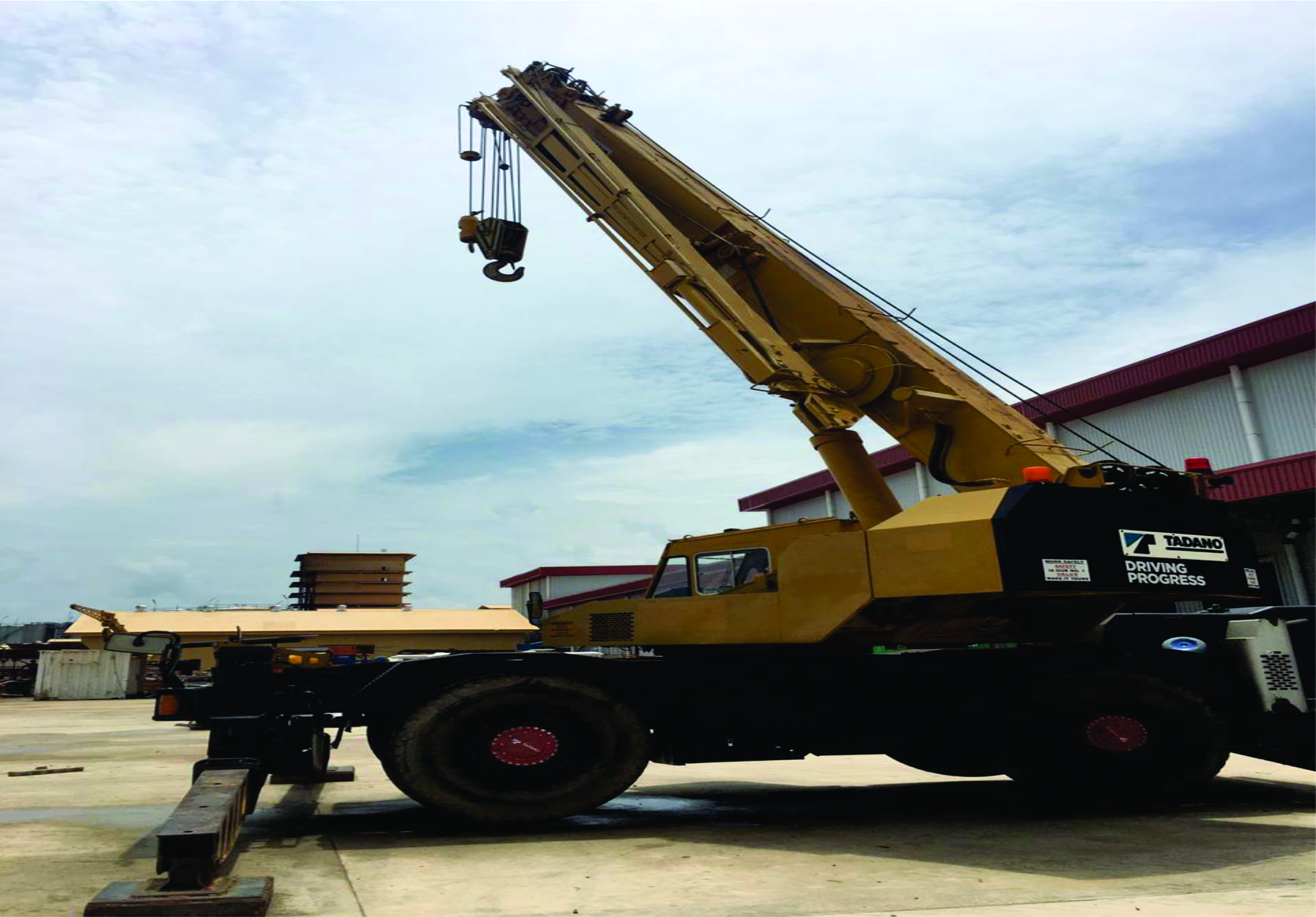Tadano Crane 25 Tons