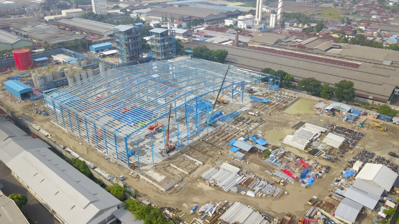 Civil Work and PEB Steel Structure Installation New Warehouse Sapphire 2